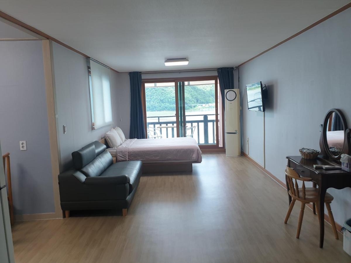 Lahoya Pension Chuncheon Eksteriør billede