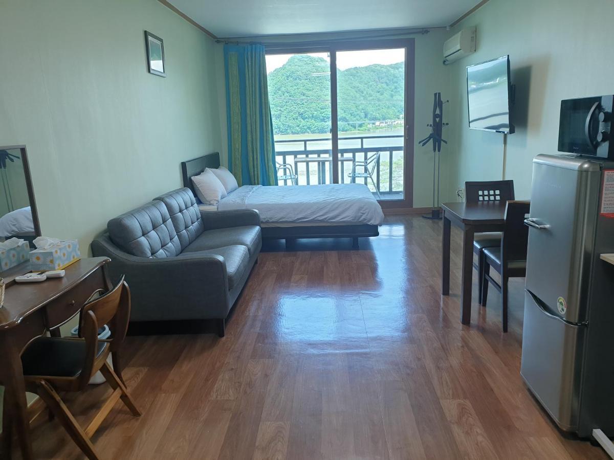 Lahoya Pension Chuncheon Eksteriør billede