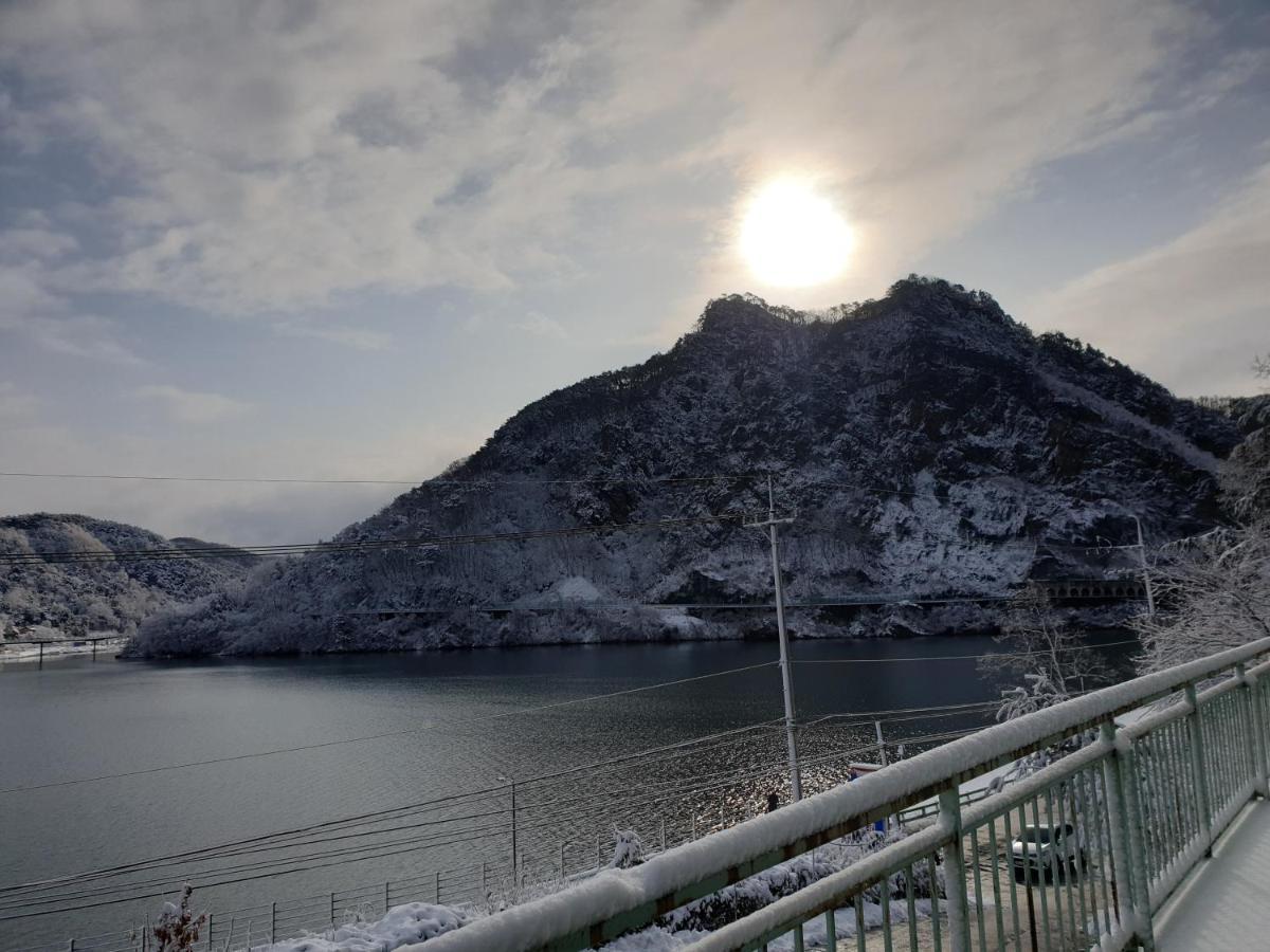 Lahoya Pension Chuncheon Eksteriør billede