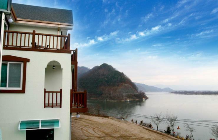 Lahoya Pension Chuncheon Eksteriør billede